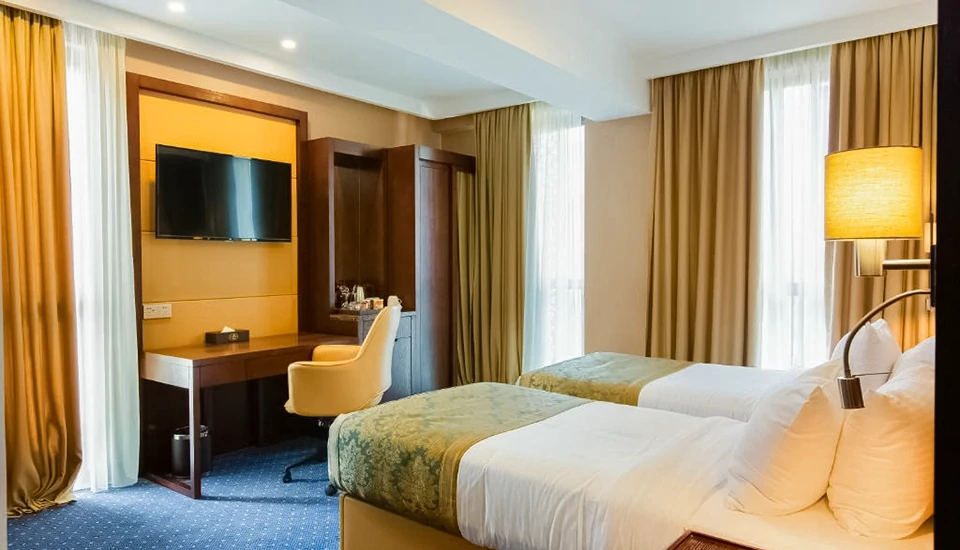 هتل کی ام ام تفلیس